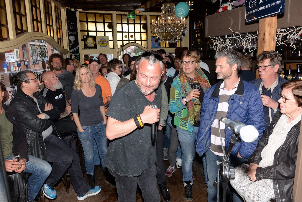 ../Images/Roved in de Punt op koningsdag 2019 239.jpg